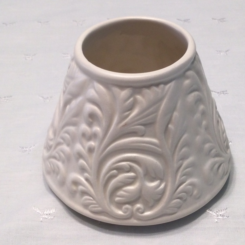 Ceramic Candle Topper Scroll Design Small